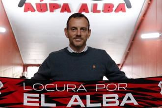 Alberto González: 