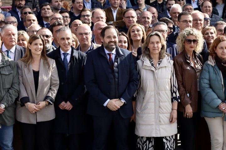 Los alcaldes claman contra el canon del agua de Page, una medida abusiva y que convierte a los ayuntamientos en recaudadores del Gobierno regional