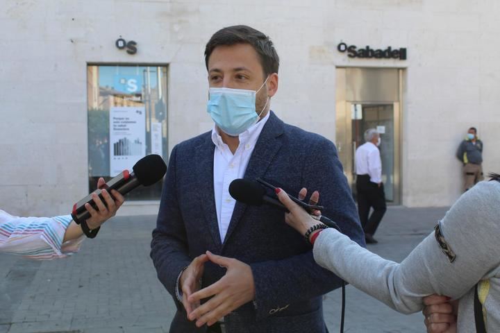 Vara pide a Page y Rojo que frenen al Gobierno socialista de España y eviten la subida fiscal temeraria que ha diseñado Moncloa