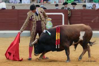 Gran ambiente en la Tercera Novillada clasifciatoria del VII CERTAMEN ALFARERO DE PLATA