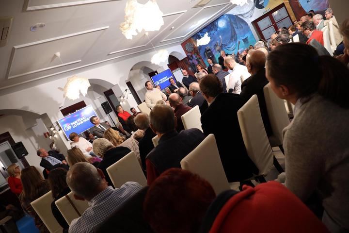 El alcalde de Madrid José Luis Martínez Almeida asegura en Guadalajara que es posible una revolución fiscal en Castilla-La Mancha como la que se está llevando a cabo en la capital de España