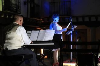 El pueblo de Almonacid de Zorita se reúne en torno a la figura de León Felipe en el VI Certamen de Poesía