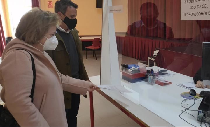 El equipo de gobierno de Alovera muestra su RESPALDO y RECONOCIMIENTO a los funcionarios tras las acusaciones del pasado pleno