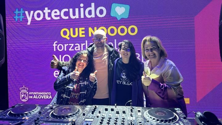 Alovera activa un registro municipal de artistas musicales para sus eventos