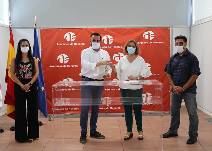El Ayuntamiento de Azuqueca renueva su colaboración con Cáritas para el apoyo a personas vulnerables y en riesgo de exclusión