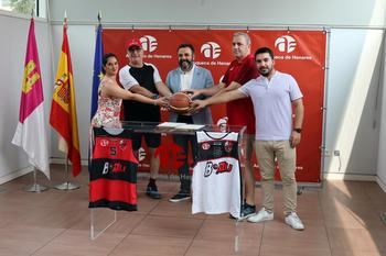 El Ayuntamiento incrementa su apoyo al Baloncesto Azudense en su salto a la liga EBA