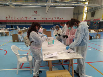 El Ayuntamiento de Azuqueca instalará cámaras termográficas, tablets para firma, dispensadores de gel hidroalcohólico, estores de protección y alfombras desinfectantes de zapatos en las instalaciones municipales