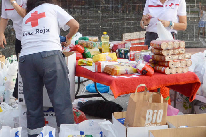 El Ayuntamiento de Azuqueca se suma al programa nacional 'Cruz Roja Responde'