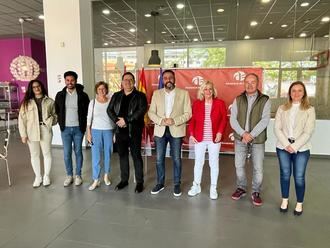 El Ayuntamiento renueva su compromiso con la música y la tradición de Azuqueca