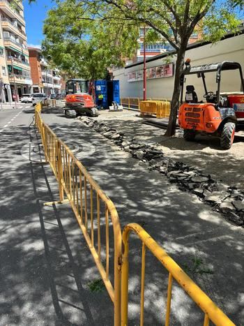 Comienzan las obras de mejora de redes de agua de la calle Cuenca de Azuqueca