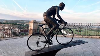 La estatua en homenaje a Bahamontes en Toledo sufre un nuevo acto vandálico 