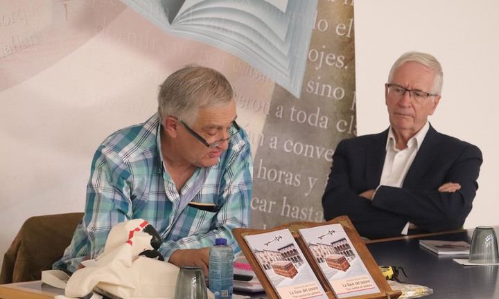 Tarde de cuentos dulces en la Biblioteca León Gil de Cabanillas