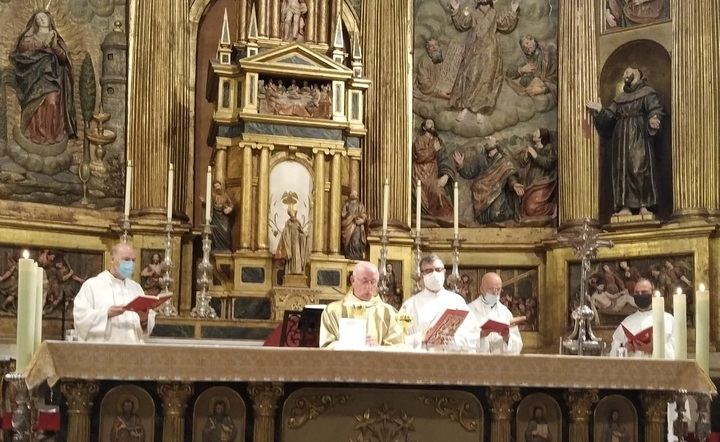 La catedral acoge las bodas de oro sacerdotal del obispo de la diócesis Sigüenza-Guadalajara 