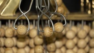 El 57.421 deja más de 360.000 euros en Almansa, con 60 décimos vendidos en su mayoría al CEIP Miguel Pinilla