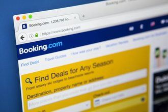 Supermercados Dia se alía con la plataforma Booking