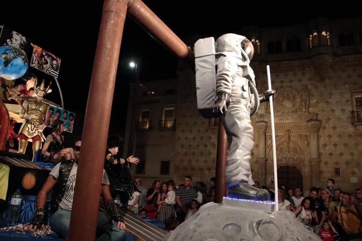 Desfile de Carrozas en las Ferias de Guadalajara. Foto : EDUARDO BONILLA