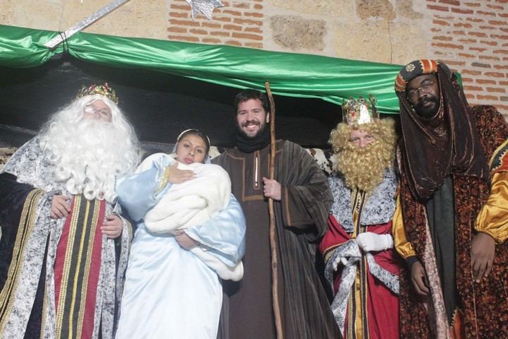Información últil sobrel la Cabalgata de los Reyes Magos a su paso por Cabanillas