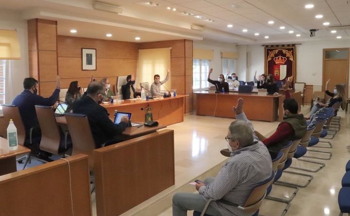 El Pleno del Ayuntamiento de Cabanillas aprueba una moción contra la OCUPACIÓN y los allanamientos de viviendas