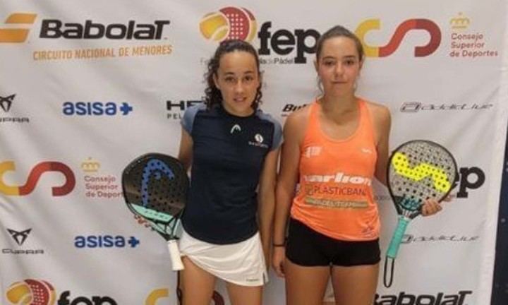 La cabanillera Águeda Pérez, de nuevo campeona de España de pádel, ahora en categoría Infantil