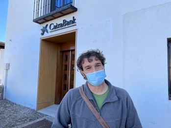 Cogolludo pide a La Caixa recuperar los servicios bancarios que tenía hasta la fecha
