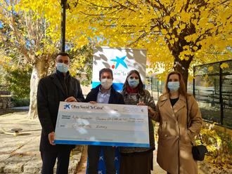 Obra Social La Caixa colabora con el Ayuntamiento de Sacedón con cinco mil euros para un vallado perimetral