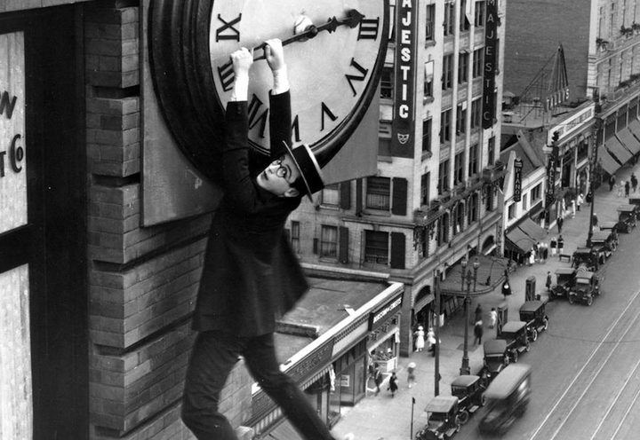 No olvide cambiar la hora : esta madrugada a las 3:00 serán las 2:00