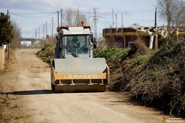 Nueve kilómetros de caminos han sido mejorados en Yunquera de Henares