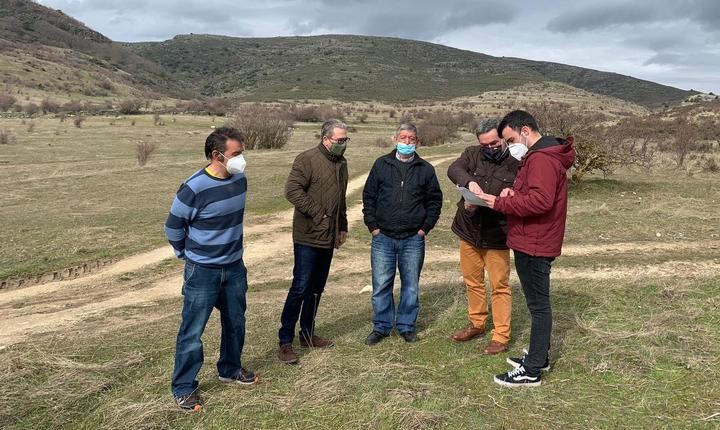 El Gobierno regional acondicionará los caminos resultantes de la concentración parcelaria en varios municipios de Guadalajara