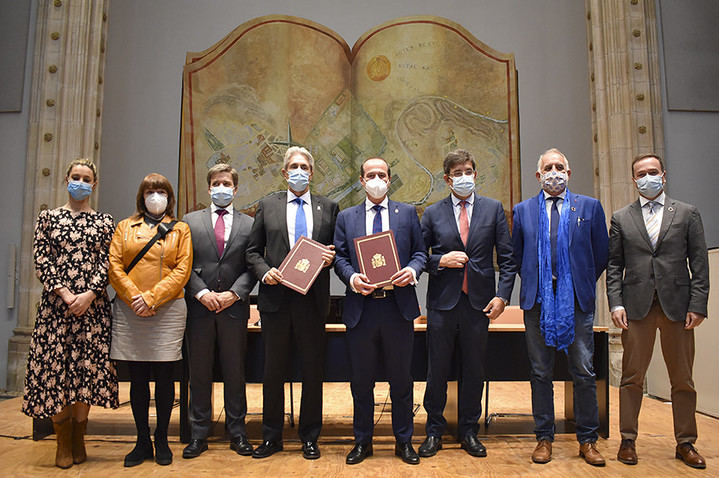 El alcalde de Guadalajara y el rector de la UAH firman la cesión e incorporación de parte del parque del Coquín al nuevo campus universitario