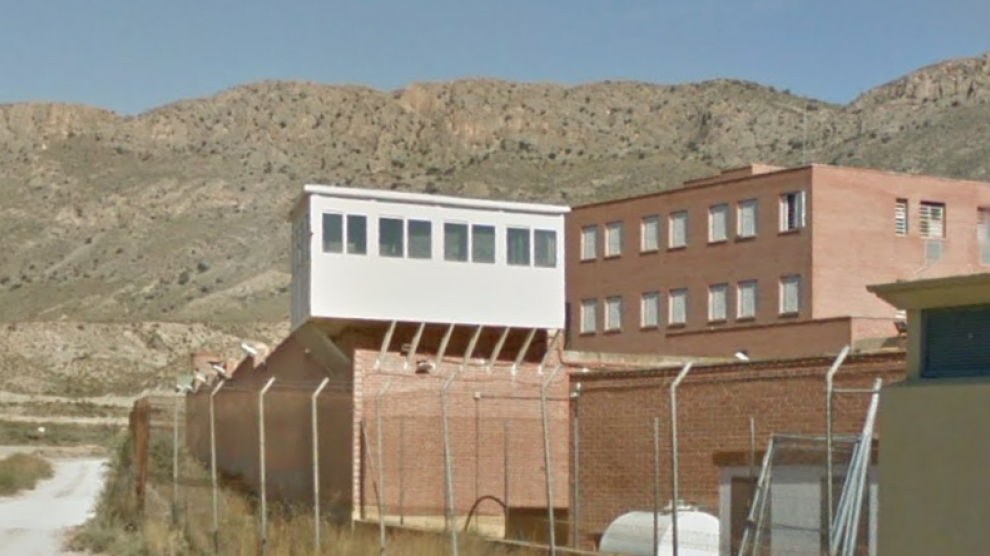 Un preso autodeclarado mujer deja embarazada a una reclusa tras ser enviado al módulo femenino de una cárcel de Alicante