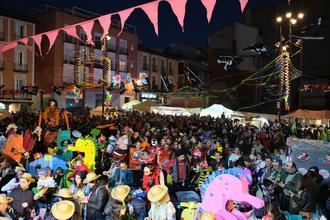 Alta participación y mucha creatividad en el Concurso de disfraces de adultos de Guadalajara