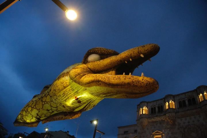 Desfile de Carrozas en las Ferias y Fiestas de Guadalajara. Foto : EDUARDO BONILLA