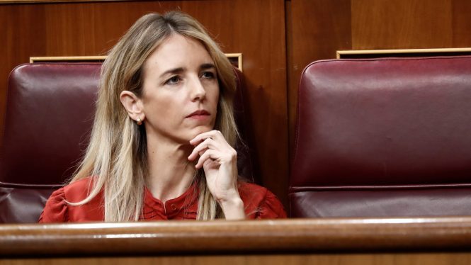 El padre de Pablo Iglesias PIERDE el juicio contra Cayetana Álvarez de Toledo, y tiene que pagar las costas