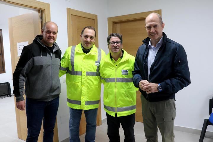 El Ayuntamiento culmina la reforma integral del consultorio médico de Pareja