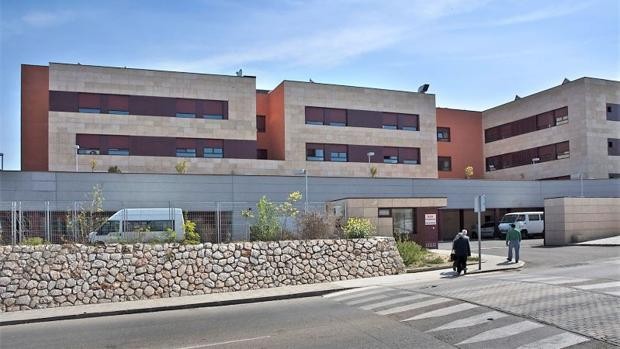 Un vigilante de seguridad denuncia la agresión que sufrió de un paciente en el Centro de Enfermedades Neurológicas de Guadalajara 