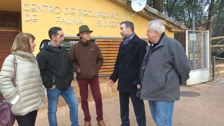 El Centro de Recuperación de Fauna Silvestre de Guadalajara recibe la visita del viceconsejero de Medio Ambiente 