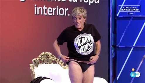 LECTURAS La pareja de Chelo, Marta Roca, muy preocupada por su forma de ganar dinero en 'Sálvame'