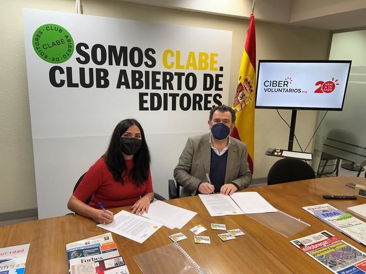 CLABE y Fundación Cibervoluntarios colaborarán para facilitar la formación en habilidades digitales a toda la sociedad española