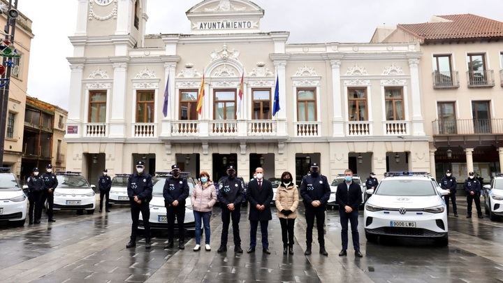 El Ayuntamiento de Guadalajara renueva la flota de vehículos de Policía Local con coches cien por cien eléctricos, libres de emisiones