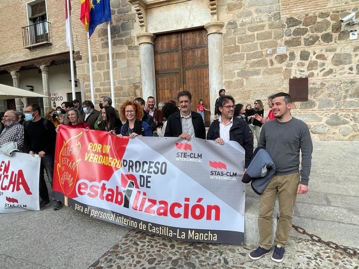 Podemos CLM exige dignificar al profesorado y cumplir en tiempo y forma con la regularización del personal interino público