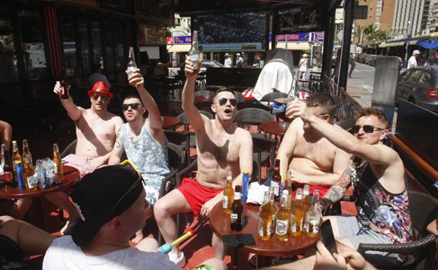 La llegada de turistas extranjeros a España cayó un 97,7% en junio por el coronavirus