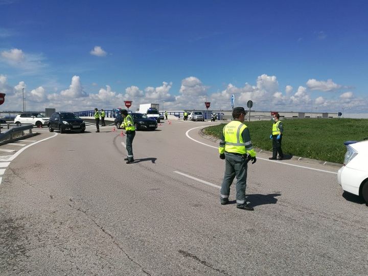 La Guardia Civil intensifica la vigilancia en los desplazamientos entre la provincia de Guadalajara y Madrid