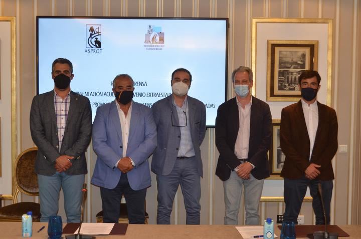 Firmado el nuevo Convenio en Defensa de las Ferias de Novilladas de las plazas de 3ª y 4ª categoría