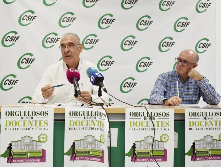 Los recortes se cronifican en Castilla-La Mancha frente a un profesorado cansado de promesas 