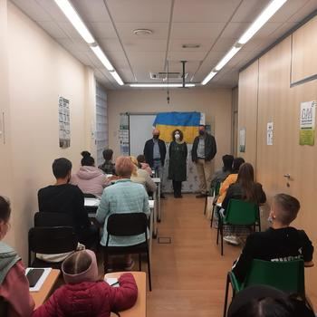 CSIF Guadalajara imparte cursos gratuitos de español a refugiados ucranianos 