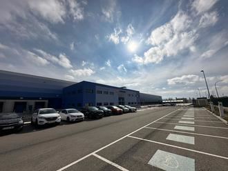 DB Schenker implanta en Guadalajara uno de los mayores centros logísticos automatizados de ecommerce en España