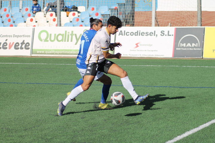 Un Dépor sin puntería no pasa del empate en el derbi regional (0-0)