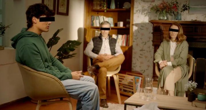 Indignación en las redes por la nueva campaña de publicidad del Gobierno de PSOE/PODEMOS : 