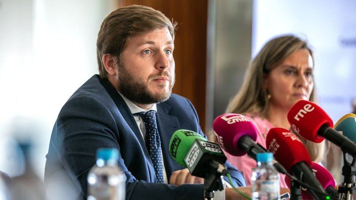 Castilla-La Mancha pide el cese del presidente de Renfe ante los continuos retrasos en los trenes