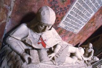 LETRAS VIVAS SEGUNTINAS : Martín Vázquez de Arce: un libro entre las manos